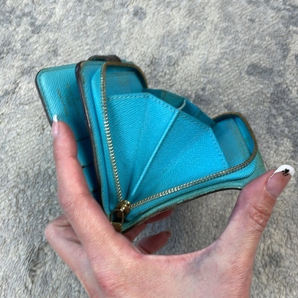 Louis Vuitton Limited Edition Groom Compact Snap Zip Wallet Bellboy Monogram - Picture 15 of 17